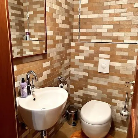 Bile Labe V Centru Mesta * Špindlerŭv Mlýn